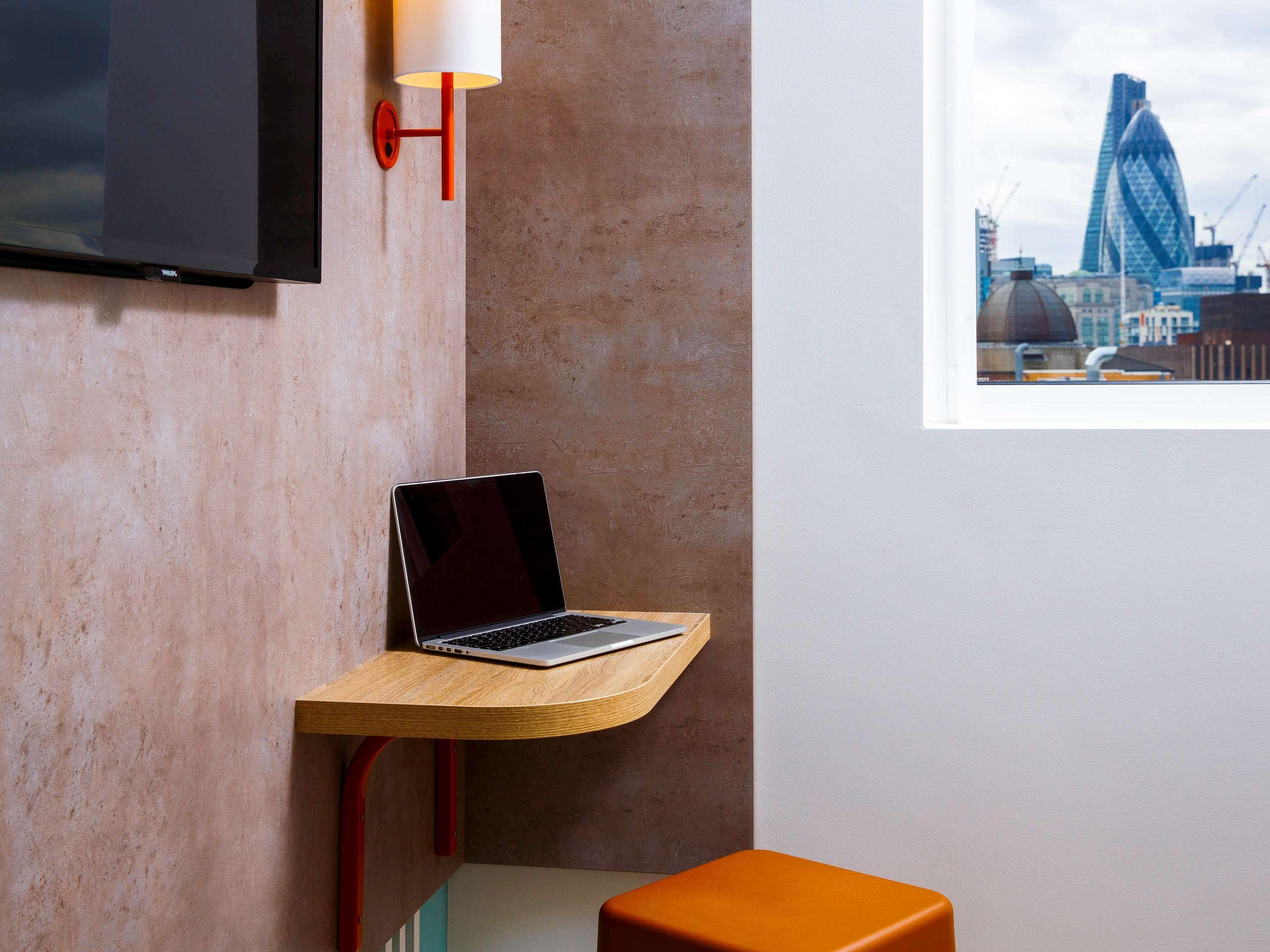 Ibis Budget London Whitechapel - Brick Lane Экстерьер фото